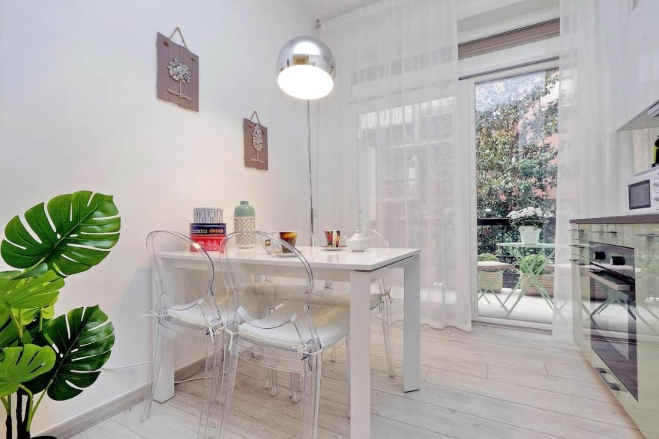 Vaticano Terrace: Brand New 2 Bedrooms 2 Bathrooms Appartamento *